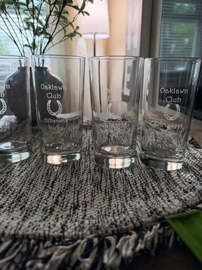 Vintage 2008 Etched Oaklawn Club Arkansas Derby Clear Pint Glass - Set of 4